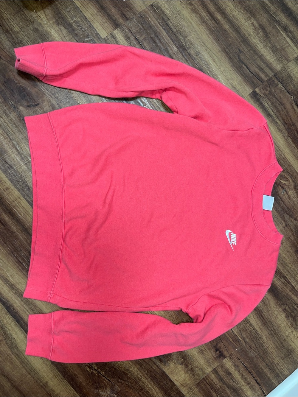 Nike Women's Bright Coral Crewneck Sweatshirt XS - Picture 2 of 5